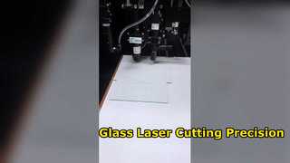 不規則な形状の 3 mm グリーン ガラス レーザー カット